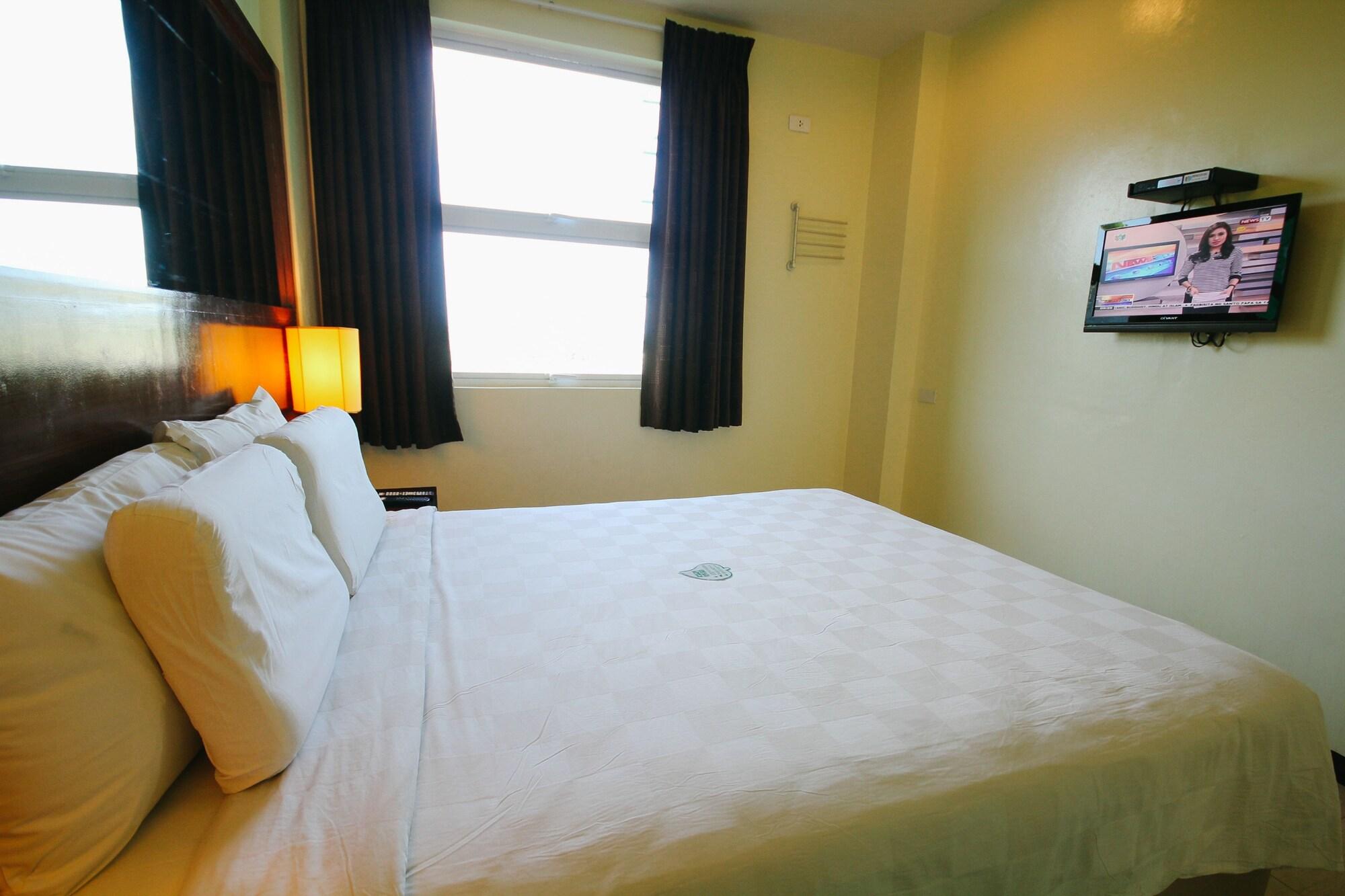 Go Hotels באקולוד מראה חיצוני תמונה