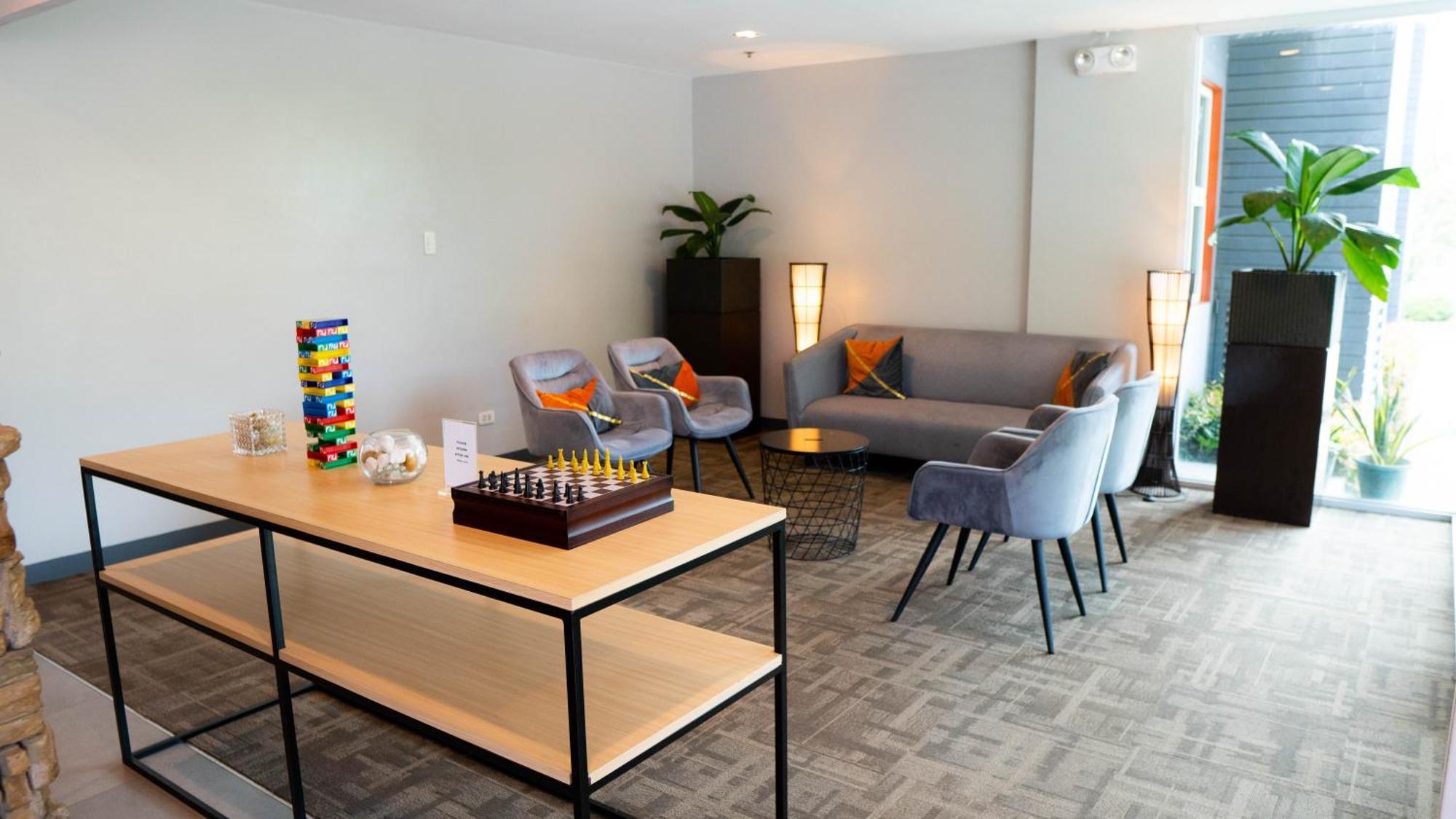 Go Hotels באקולוד מראה חיצוני תמונה