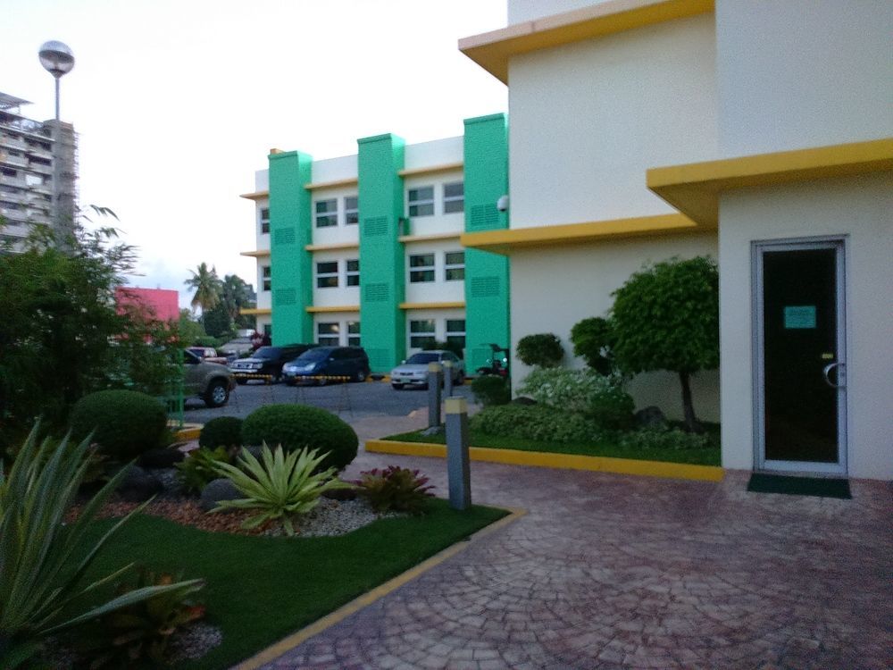Go Hotels באקולוד מראה חיצוני תמונה